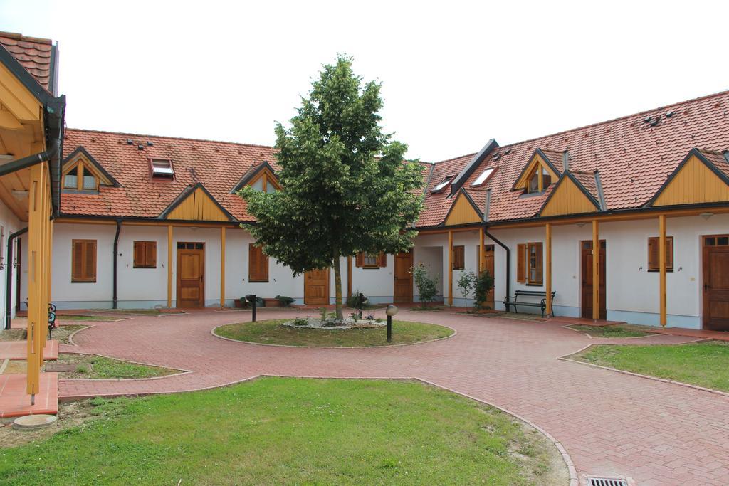 Apartma Trobentica 15 Moravske-Toplice Oda fotoğraf