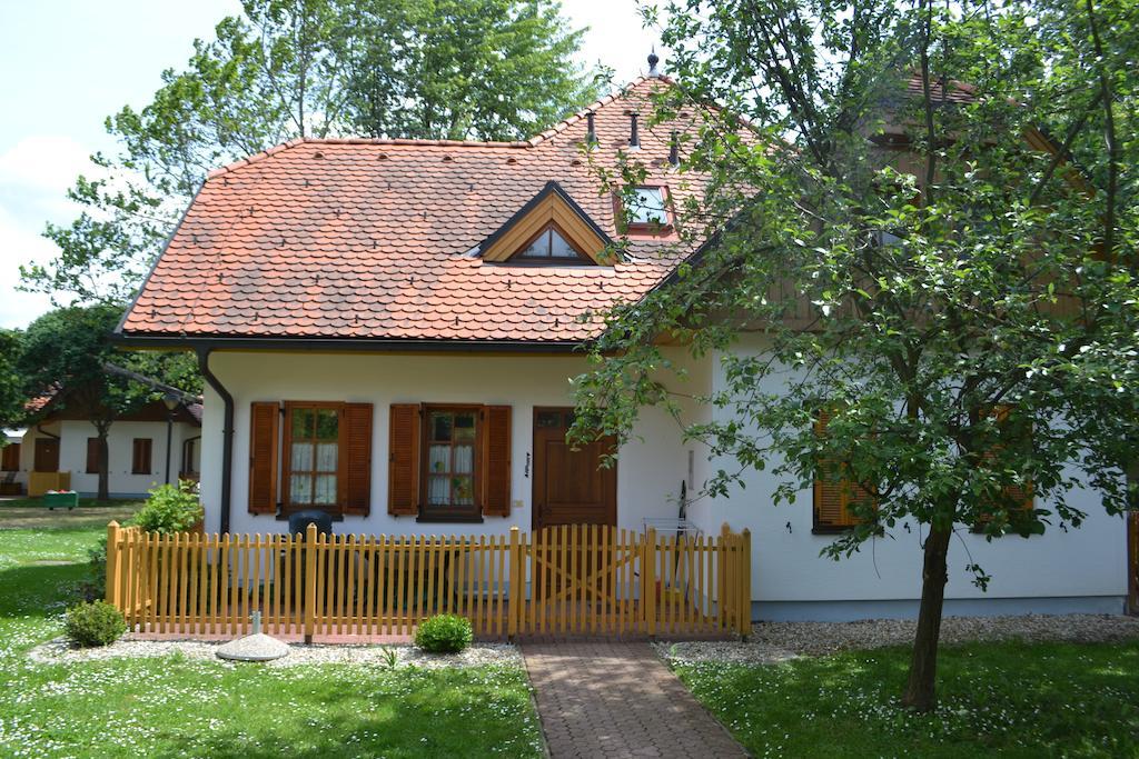 Apartma Trobentica 15 Moravske-Toplice Oda fotoğraf